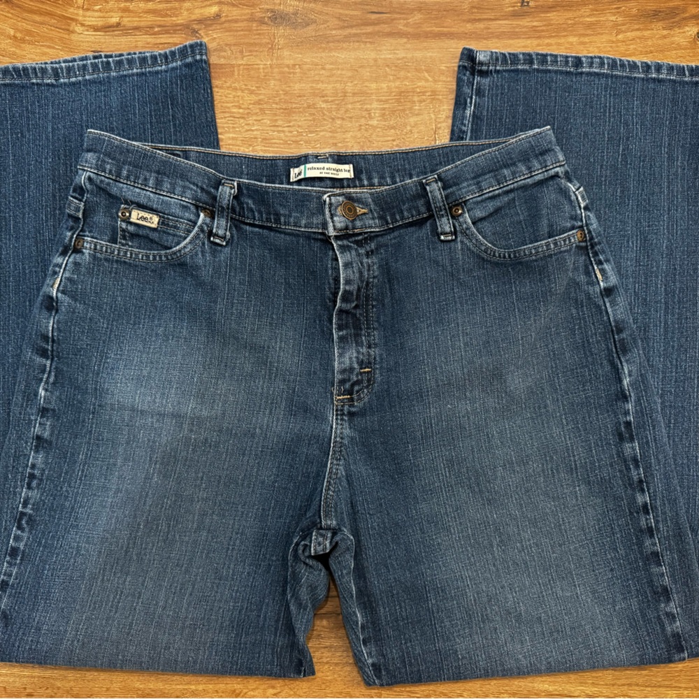 Lee Relaxed Straight Leg At The Waist Jeans 14S